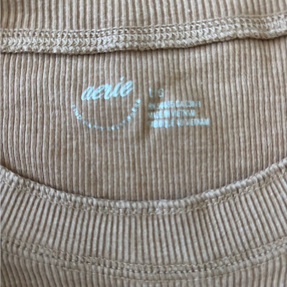 * | aerie | long sleeve shirt. Size L. - Picture 2 of 3